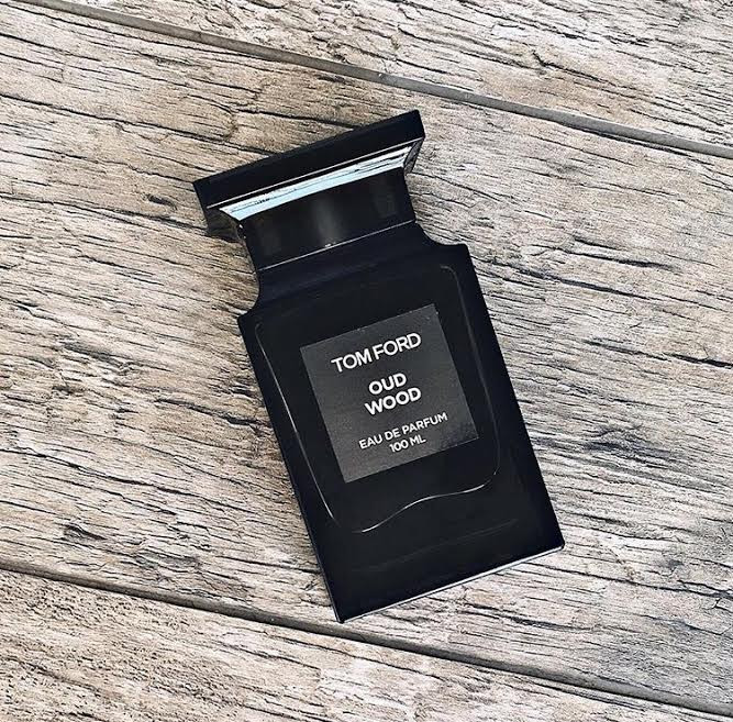 عطر تام فورد عود وود